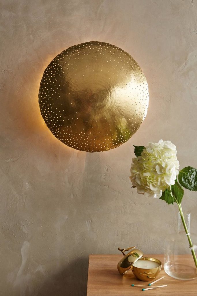 Elegant Sconces for your Living Room Design