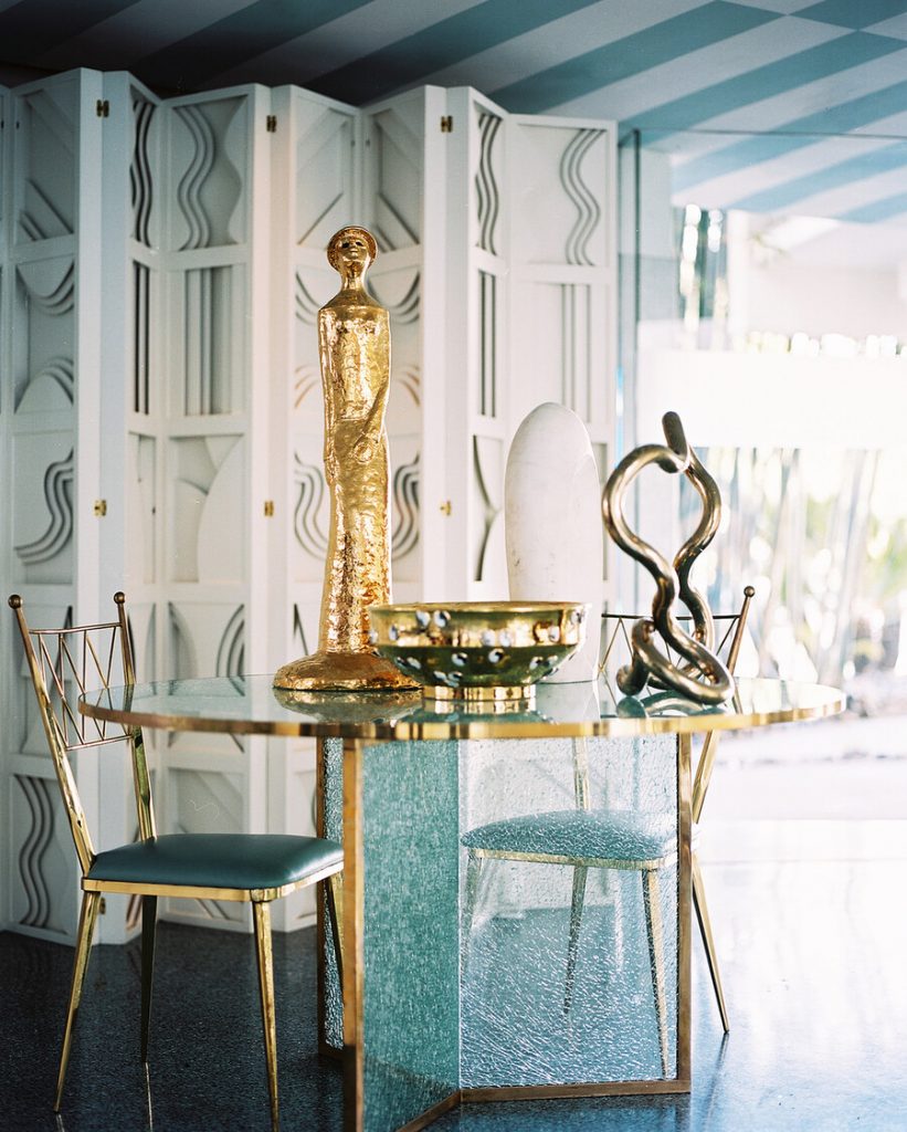 give elegance to your dining room with Kelly Wearstler